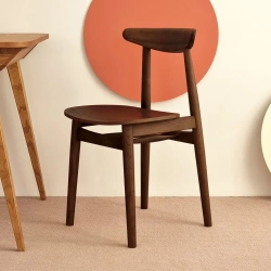 Solid wood dining chair Biju | ashwood stained in walnut